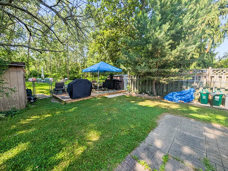62 Terrace Ave — Photo 17