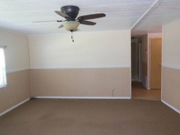 3rd image of 120 Boyd St