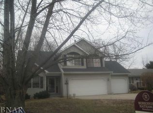 305 N Washington St, Hudson, IL