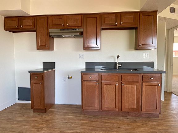 4th image of 38721 5th St E #4