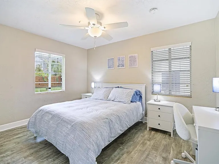 2126 Hyde Park St — Photo 20