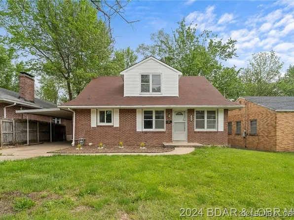 1229 E Elm St, Jefferson City, MO 65101