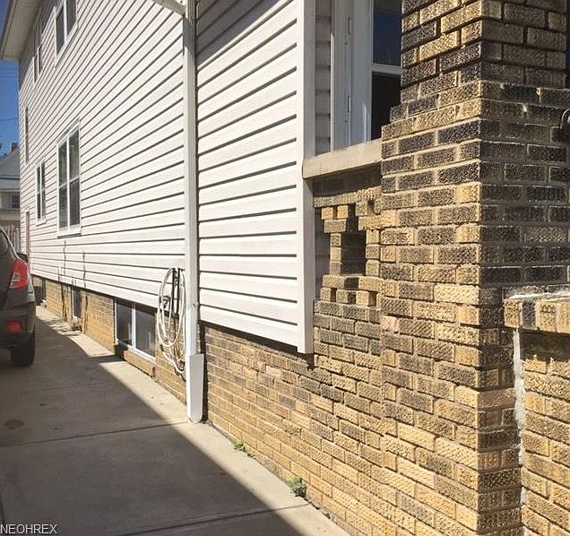 1st image of 2064 Wascana Ave