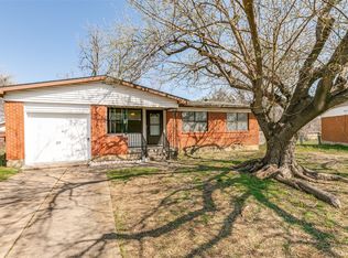 10938 Park Oak Cir, Dallas, TX