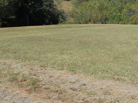 3rd image of 1318 Songbird Ave