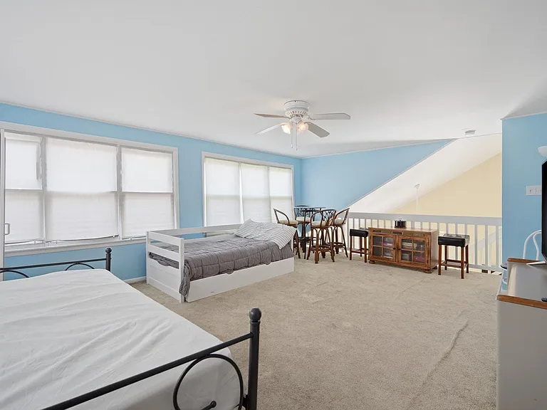 205 North St #10 — Photo 20