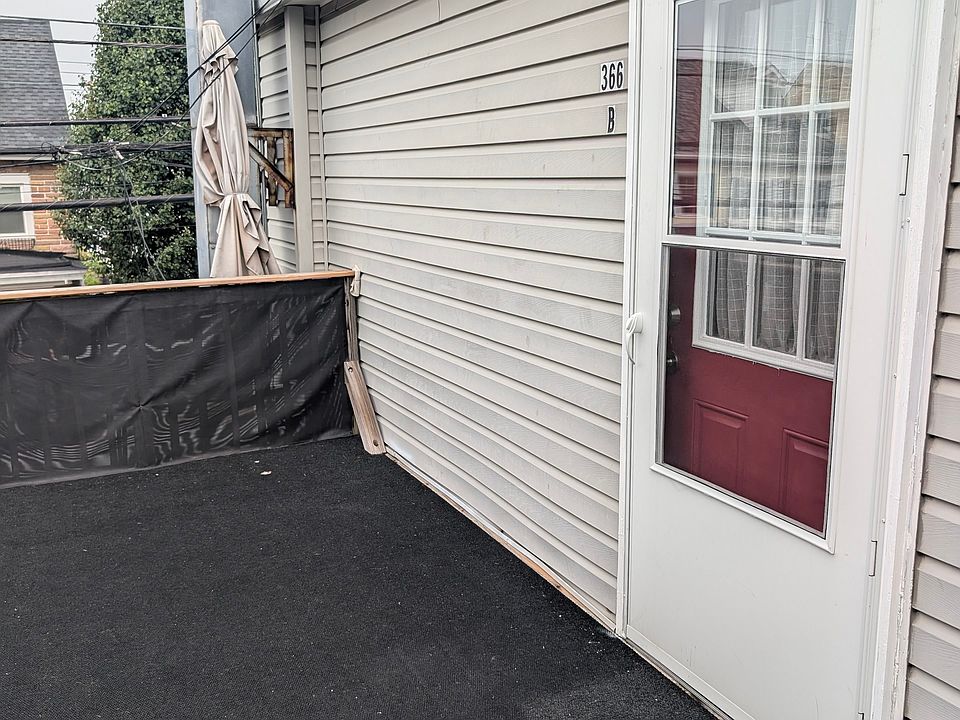 1st image of 366 Lafayette St #366B