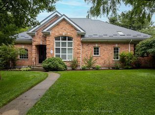 70 Crawford St, Stratford, ON N5A 5Y4