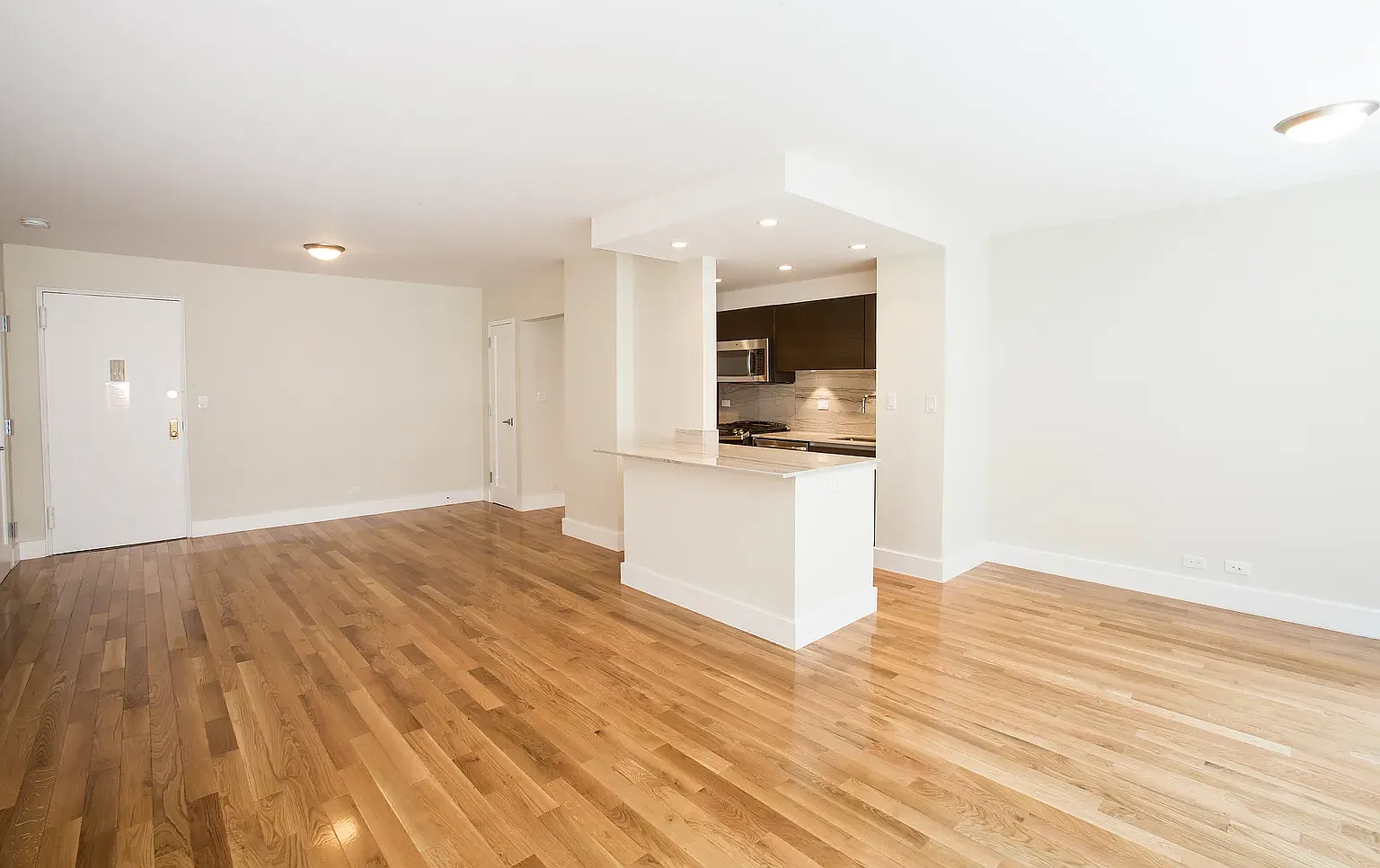 141 East 33rd Street — Photo 1