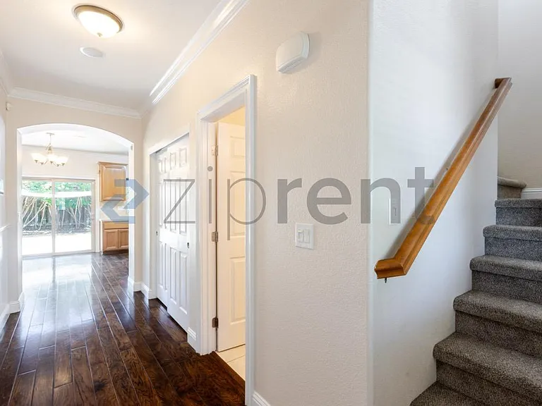 5609 Freestone Dr — Photo 5