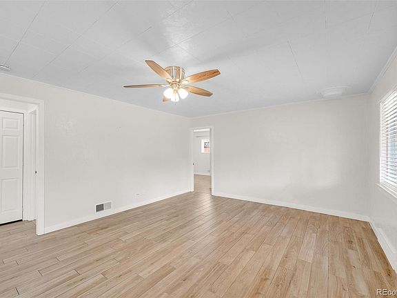 3rd image of 2270 S King Street