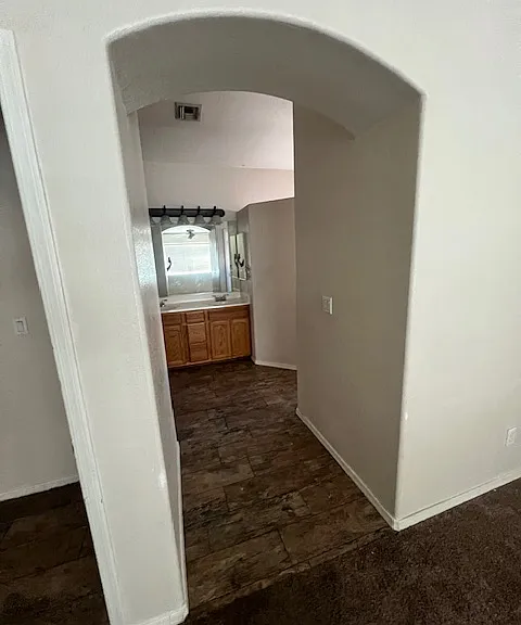 1928 E Leisure Ln — Photo 4