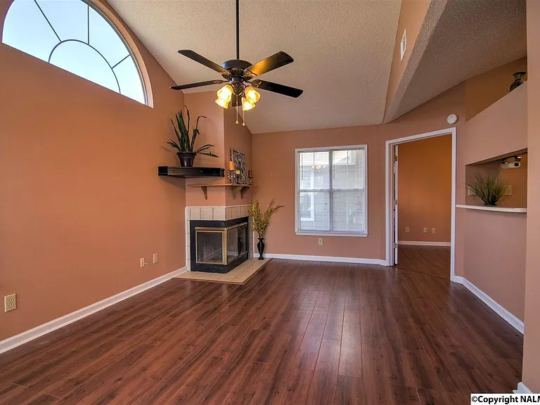 192 Waters Edge Ln — Photo 3