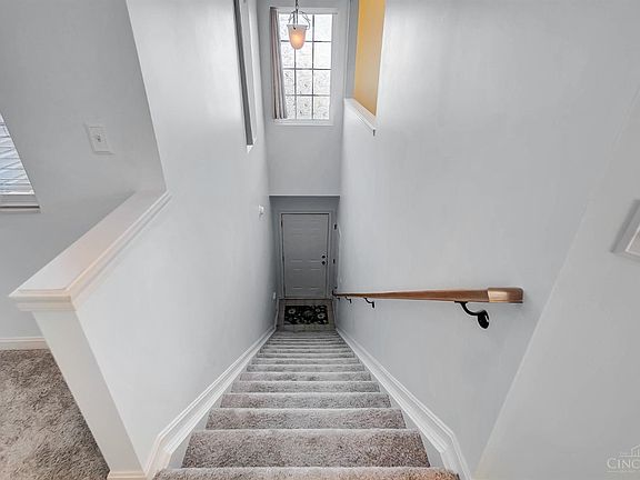 4th image of 2425 Elderberry Ct