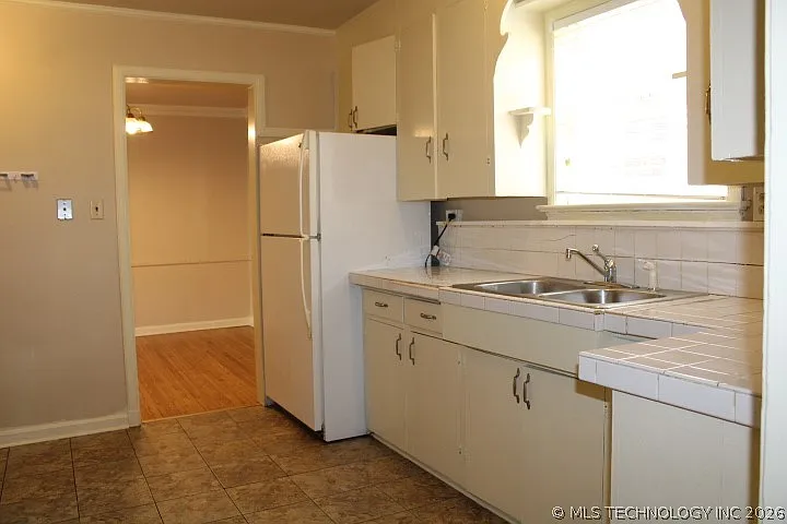 908 S Vandalia Ave — Photo 8