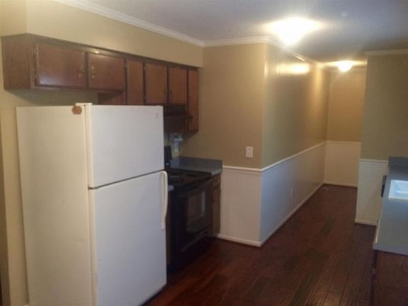 5th image of 4427 Huntwood Dr