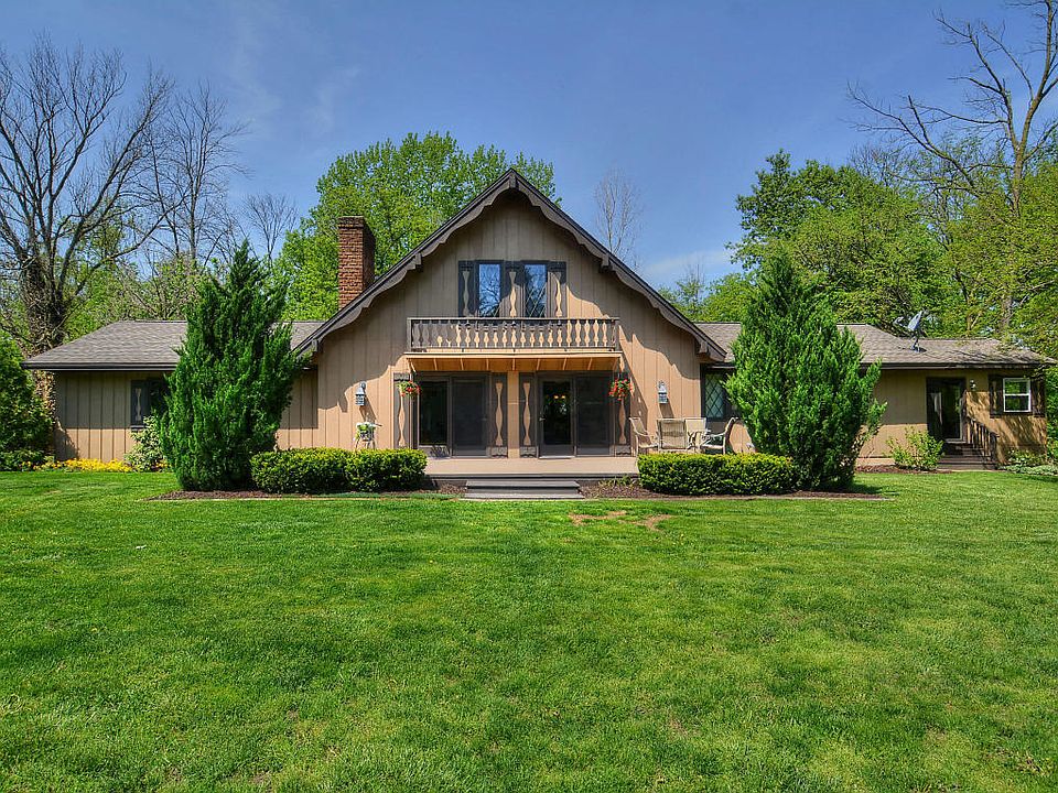 1st image of 9695 Meadowland Ct