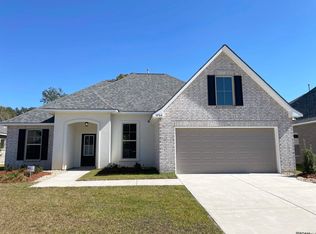 18764 Robert Snowden Dr, Zachary, LA 70791
