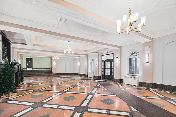 Sold by Compass | media 16