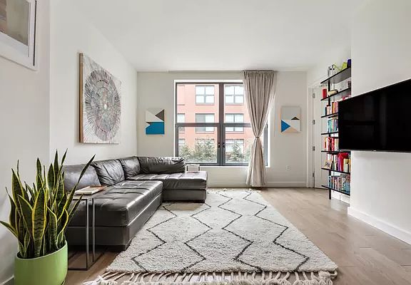 2nd image of 465 Pacific St #301