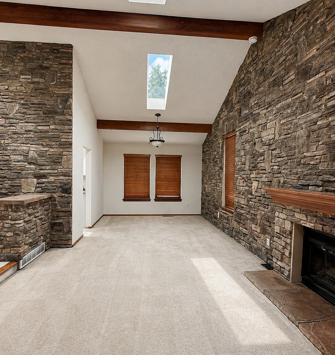 3 bed, 3.5 bath, 2084 sqft, $2,800 — Photo 4