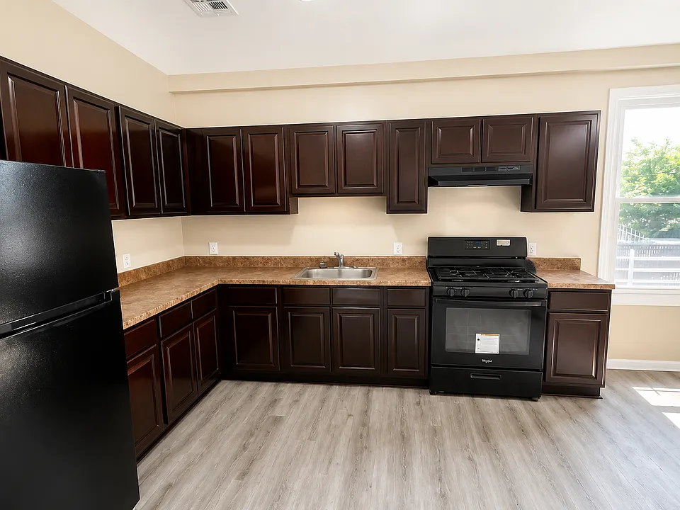 493-495 Irvine Turner Blvd #2A