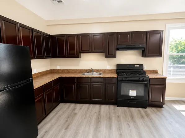 493-495 Irvine Turner Blvd, Newark, NJ