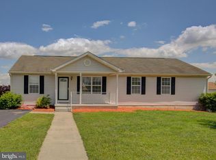 110 Peregrine Dr, Martinsburg, WV 25405