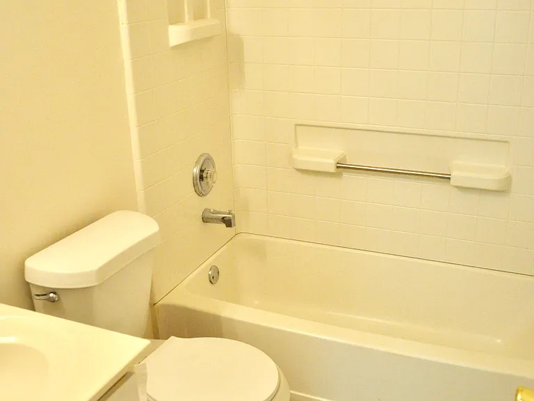 44 Rosemary Pl — Photo 14
