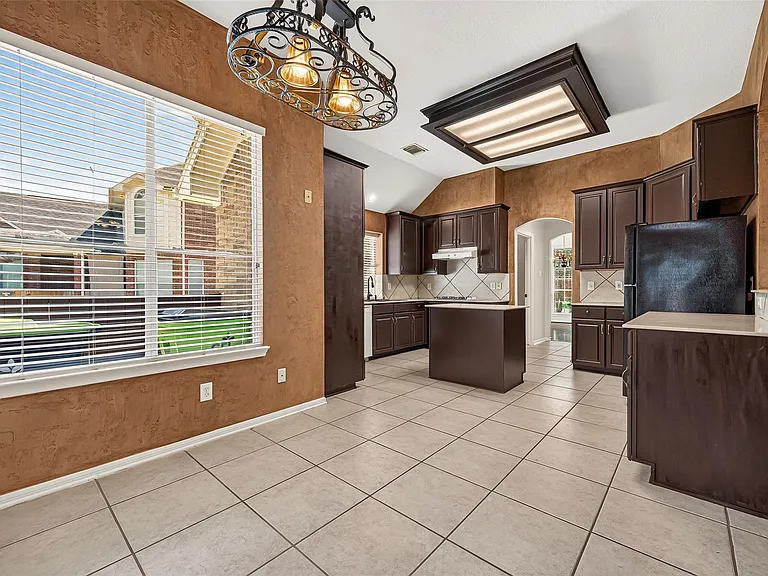 6323 Echo Lakes Ln — Photo 27