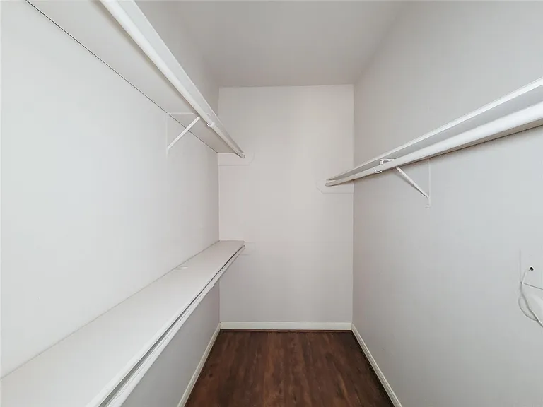 2255 Braeswood Park Dr #259 — Photo 27