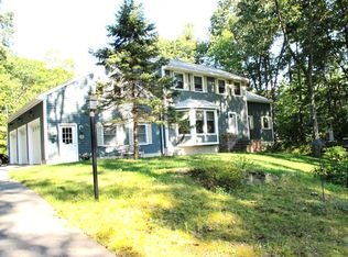 82 Marblehead Rd, Windham, NH 03087