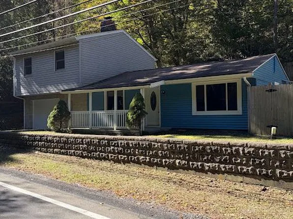 244 Spring Run Rd, Crescent, PA 15046