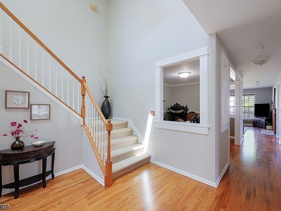 5th image of 7 Newell St
