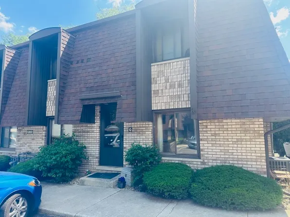 15800 Laramie Ave APT Q, Oak Forest, IL 60452
