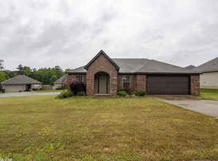 2487 Pleasant Willow Dr, Benton, AR 72015