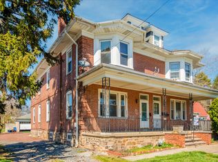 1343 Sandy St, Norristown, PA 19401