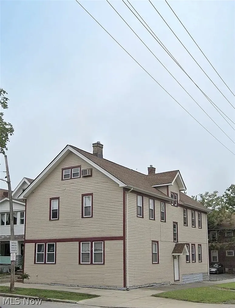 1 bed, 1.0 bath, $1,000 — Photo 1
