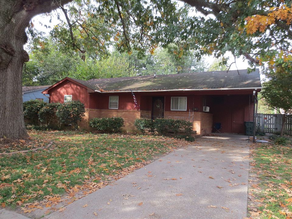 1st image of 309 Louise St