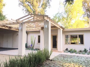 20972 Rios St, Woodland Hills, CA 91364