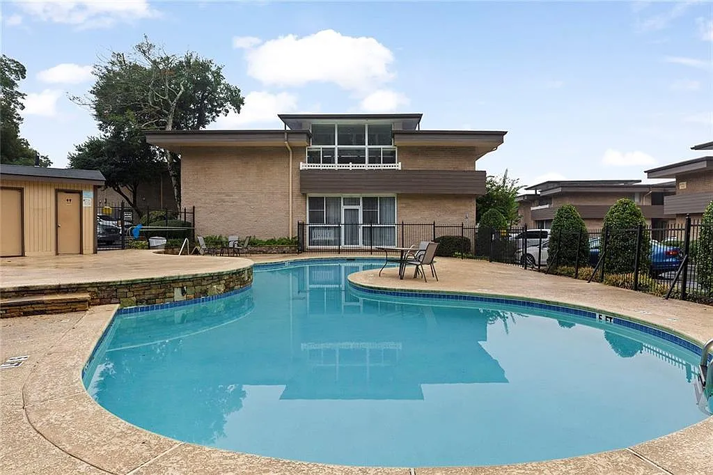 Swimming pool available for use by tenant - 349 Carpenter Dr #39