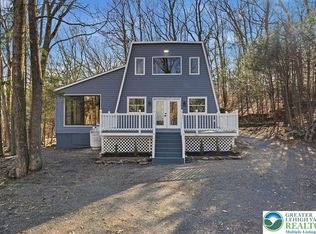 3257 Trafalgar Ave, East Stroudsburg, PA 18302