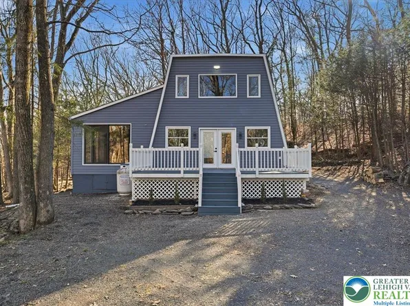 3257 Trafalgar Ave, East Stroudsburg, PA 18302