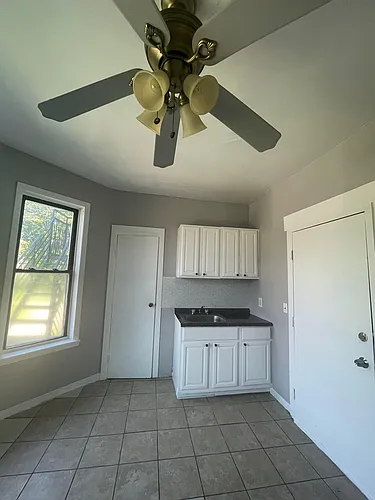 292 W Main St #23 Photo 1