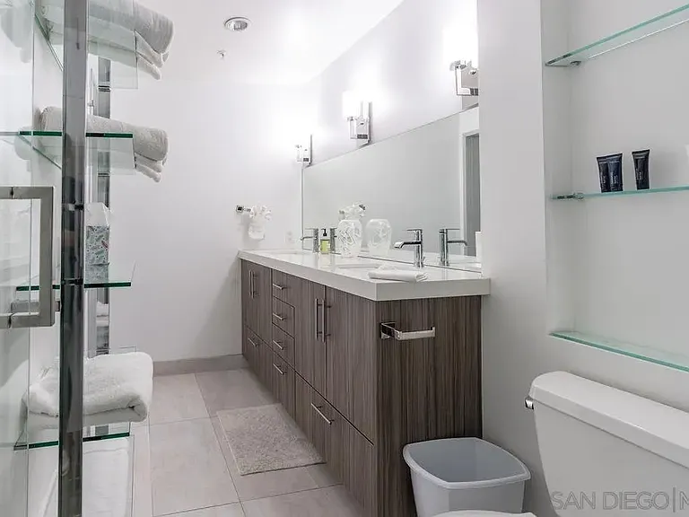 575 6th Ave #1603 — Photo 18