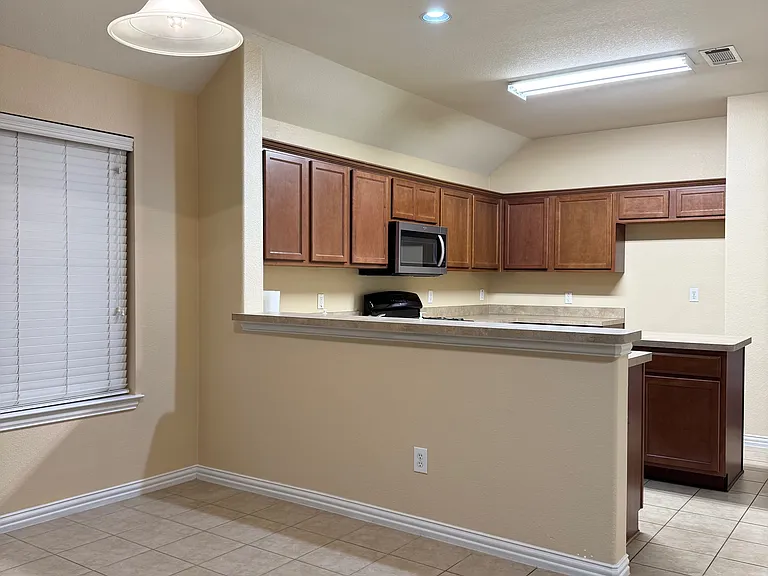 Kitchen/breakfast area