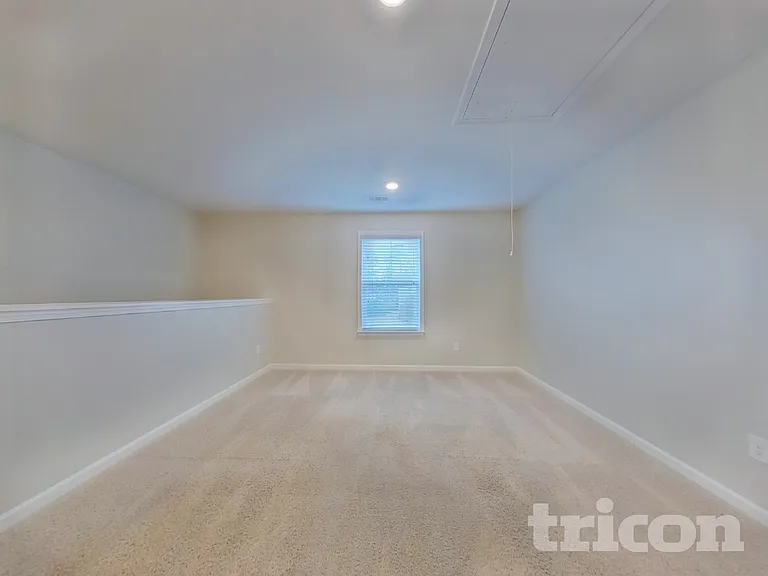 73 Leyland Ct — Photo 16