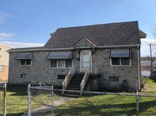 5747 W 79th St, Burbank, IL 60459