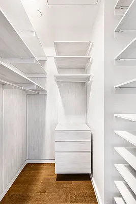 Rented by Compass | media 27