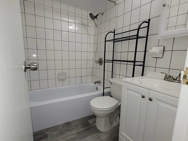660 Baltic St #1 — Photo 3